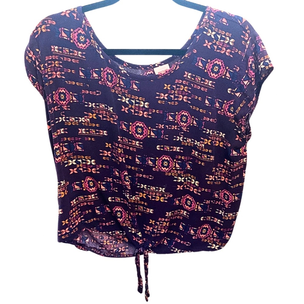 Mossimo Patterned Tie-Front Crop Top